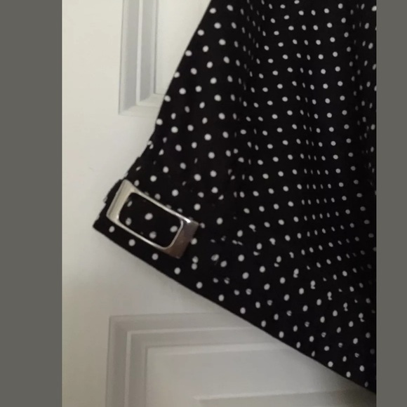 Apt. 9 Polka Dot. Black shirt. Size XL - Picture 3 of 4